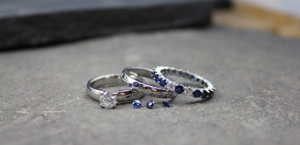 sapphire and diamond wedding band set