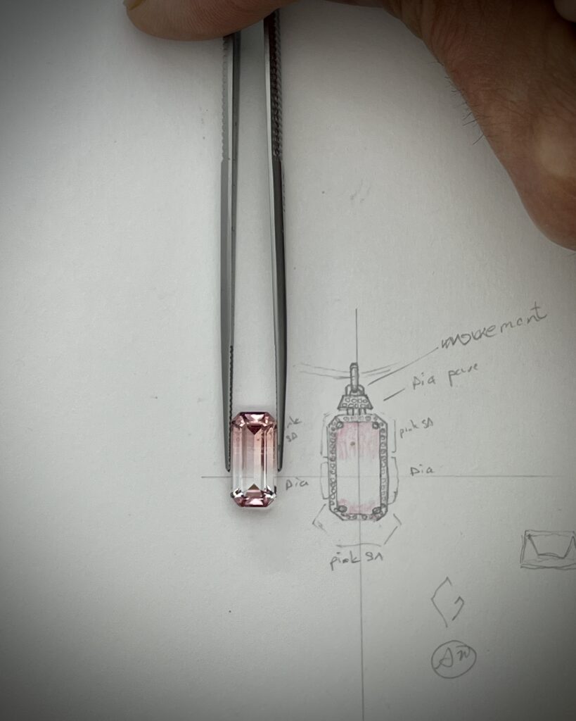 Bi-colour tourmaline design